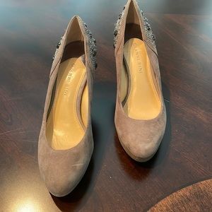 Ladies Gianni Bini Greycolored suede heel with Rhinestone back heel area.